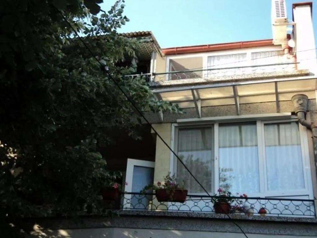 Festa Pomorie Resort 4*,